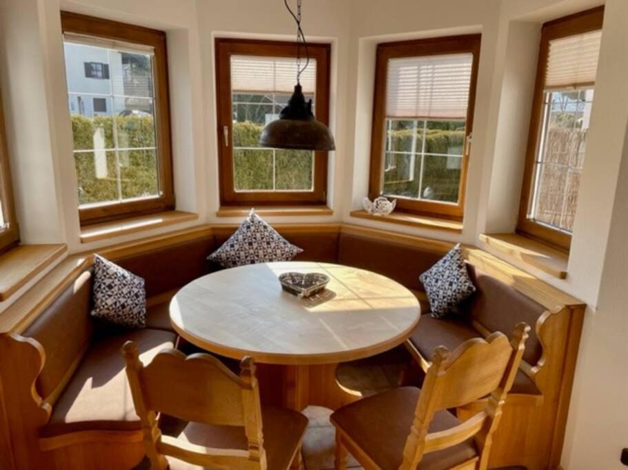 Kleines Haeuschen Mit Bergblick Apartment Eschenlohe Exterior foto