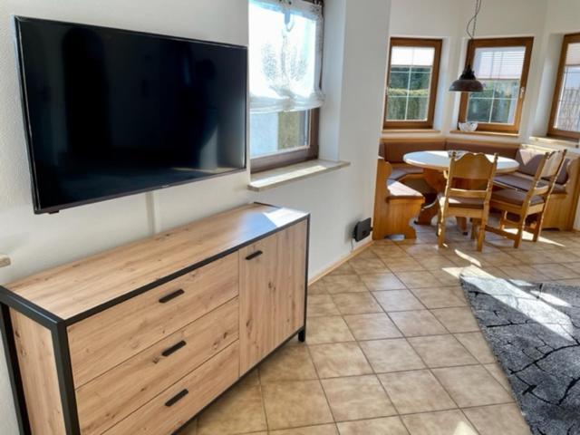 Kleines Haeuschen Mit Bergblick Apartment Eschenlohe Exterior foto